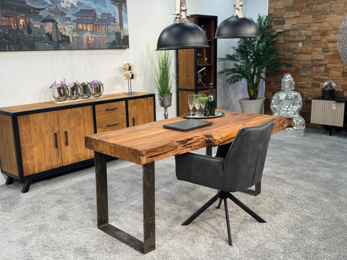 Schreibtisch ca. 168 x 66-88 x 80 cm aus recyceltem Teakholz mit Tischgestell aus Rohstahl