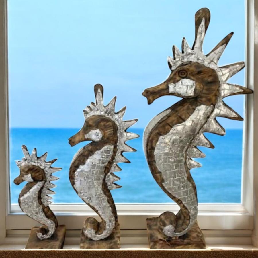 "Seepferdchen " aus Teakholz mit Applikationen aus Aluminium (Größe L, Höhe ca. 100 cm)
