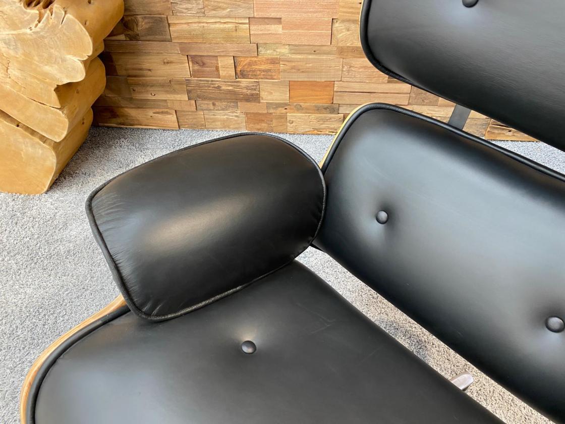 Eames Lounge Chair Replica schwarz silber