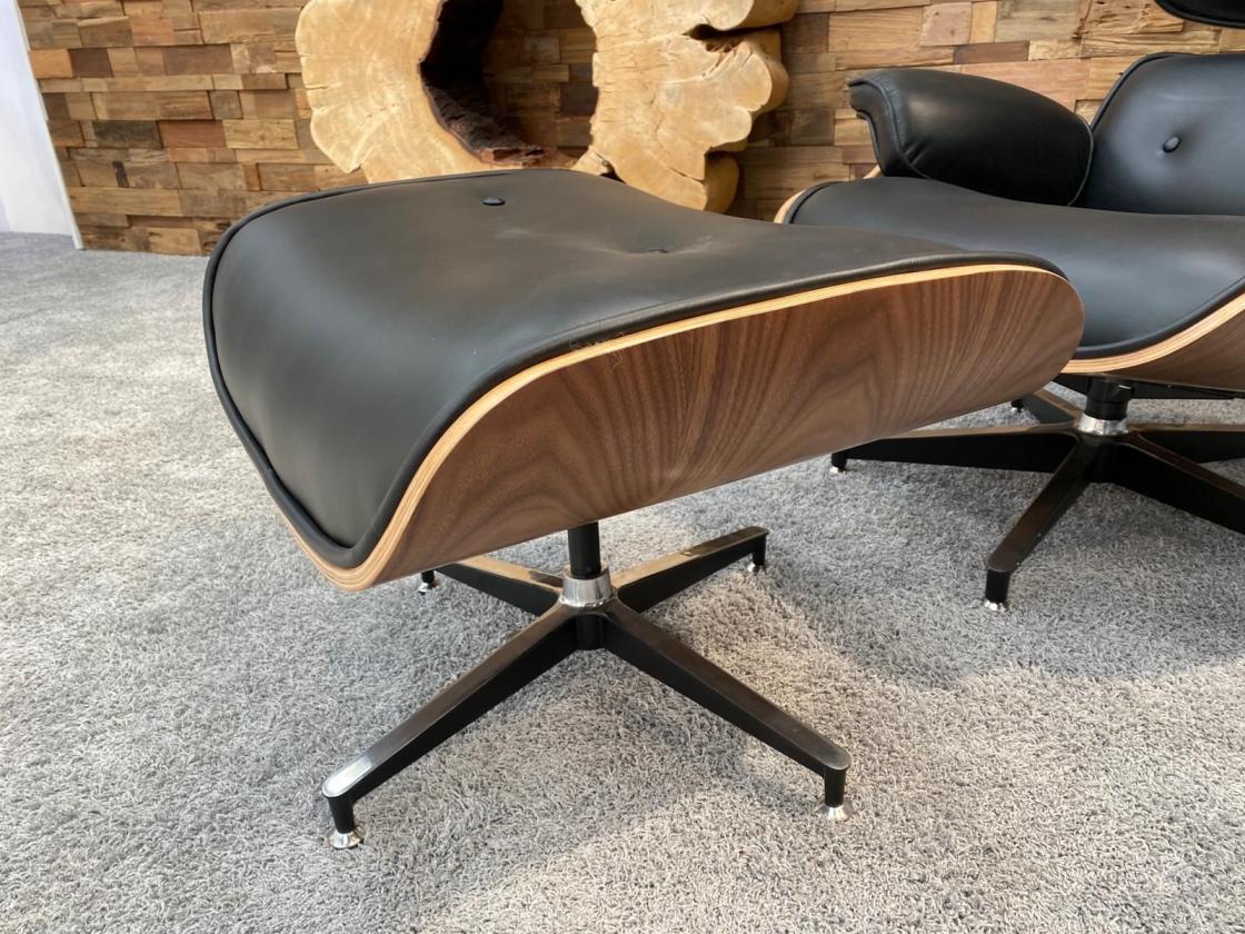 Eames Lounge Chair Replica schwarz silber