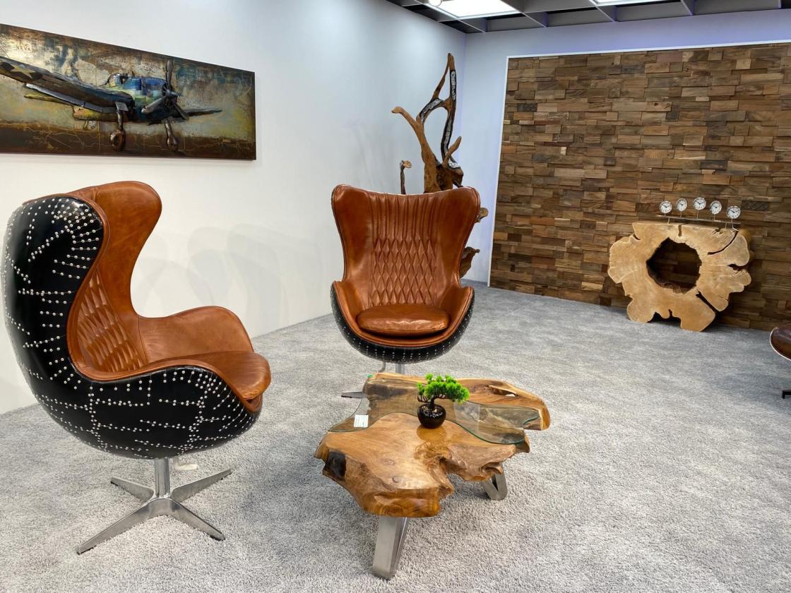 Relaxsessel "Egg Chair Replika" mit Leder (braun / schwarz) und Aluminium im Aviator-Design