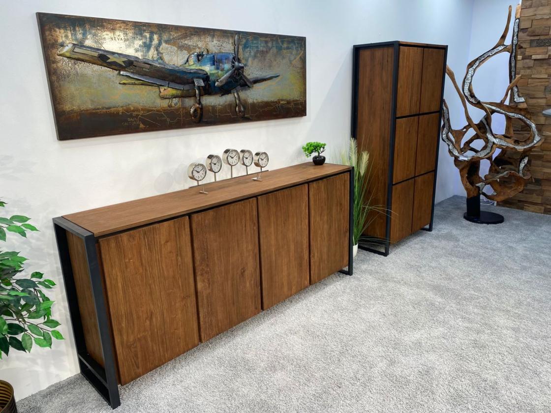 Sideboard / Anrichte "Loft" 200 x 40 x 90 cm aus recyceltem Altholz mit Rohstahlgestell