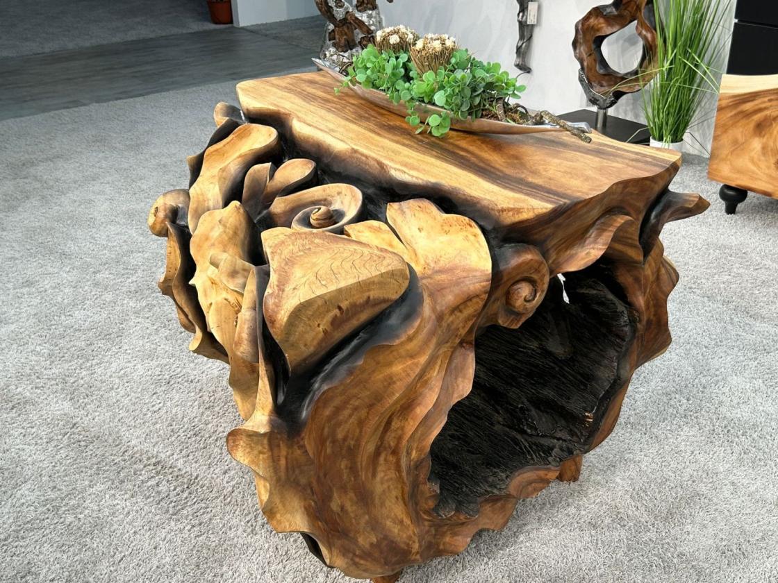 Sideboard aus Holz