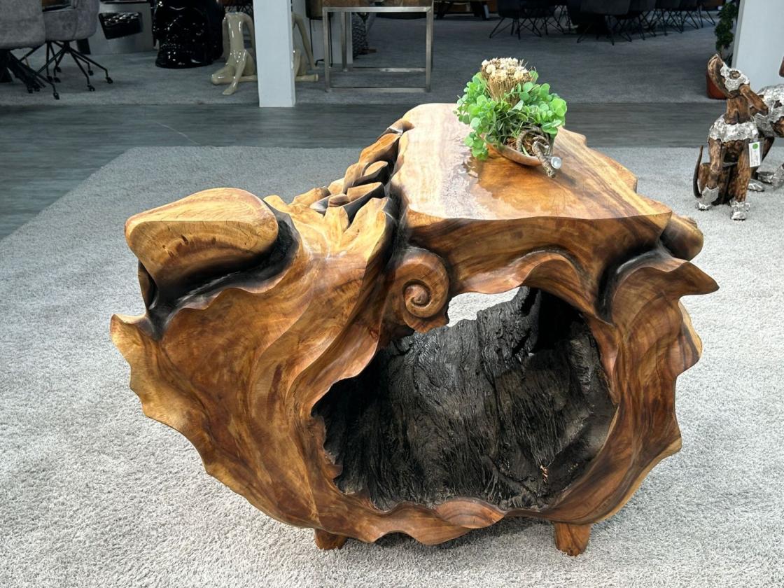 Sideboard aus Holz