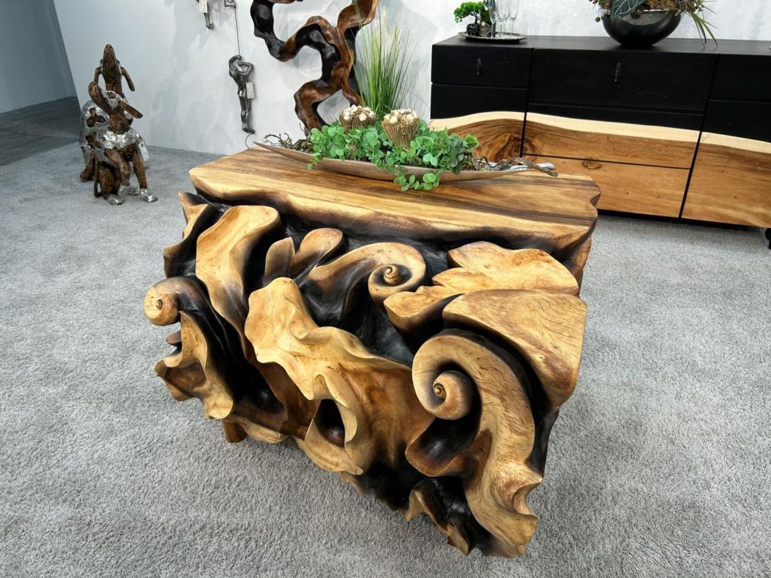 Sideboard aus Holz