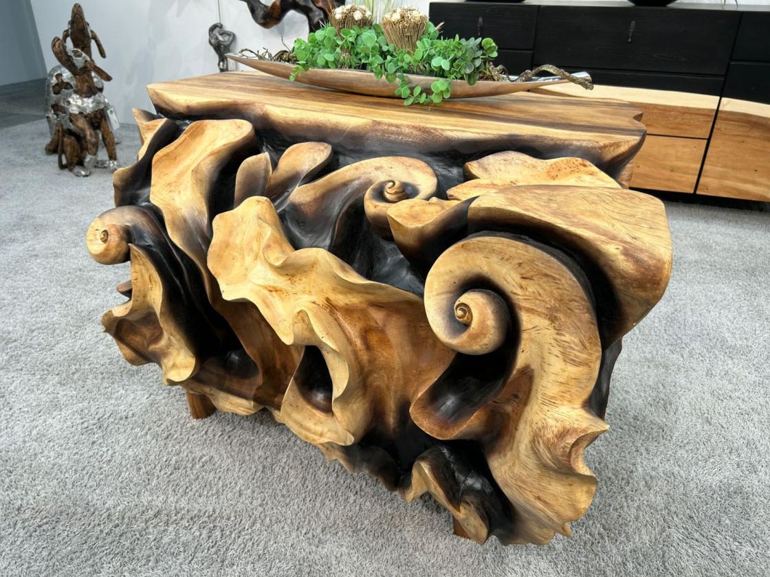 Sideboard aus Holz