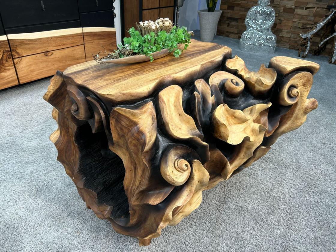 Sideboard aus Holz
