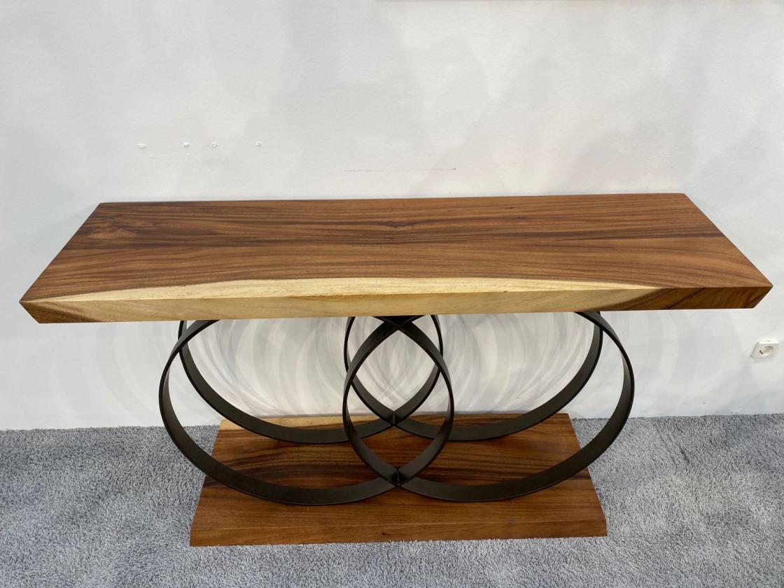 Sideboard aus Holz