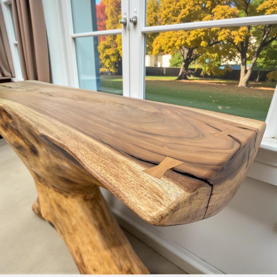 Sideboard "Suar", ca. 150 x 80 x 50 cm aus einem massiven Suarholz Baumstamm