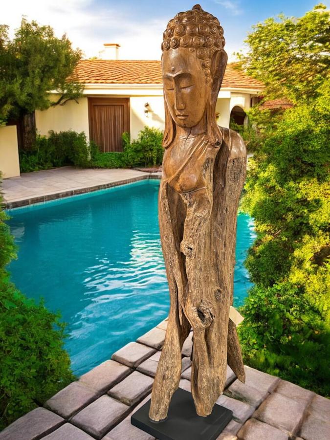 Dekoration Aufsteller "Geschnitzte Figur" aus einem Teak Baumstamm ca. H195 x B40 x T55 cm