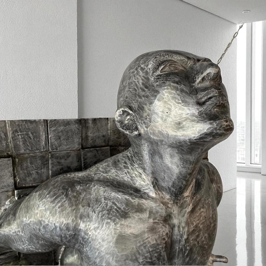 Skulptur Figur Alumium Akrobat