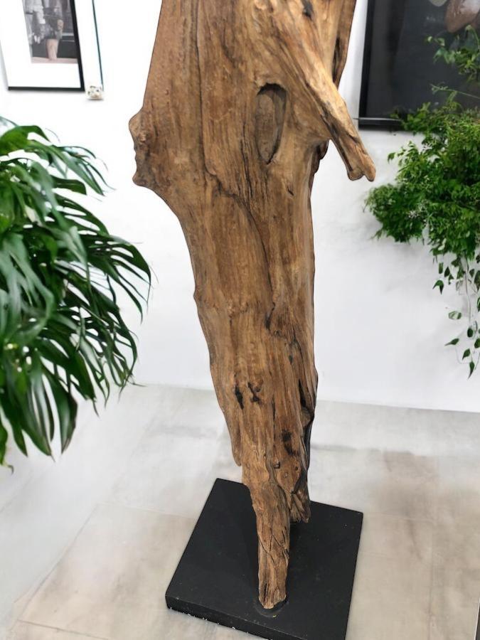 Holzskulptur Raumtrenner Teakholz