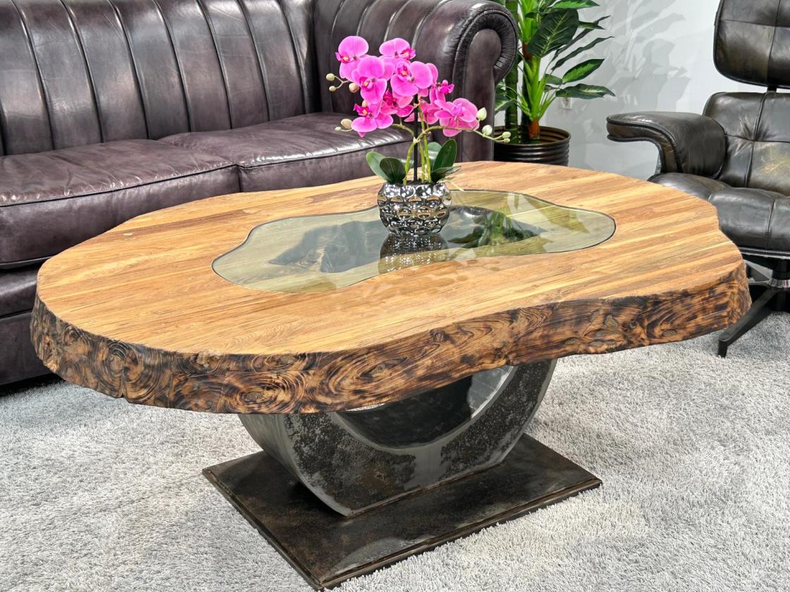Spektakulärer Couchtisch Fusion mit organischer Form aus Holz mit Metall