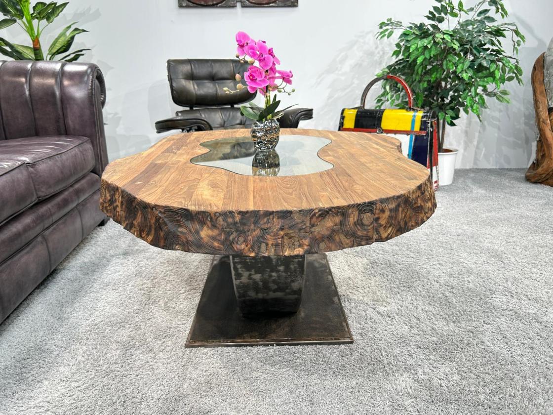 Spektakulärer Couchtisch Fusion mit organischer Form aus Holz mit Metall