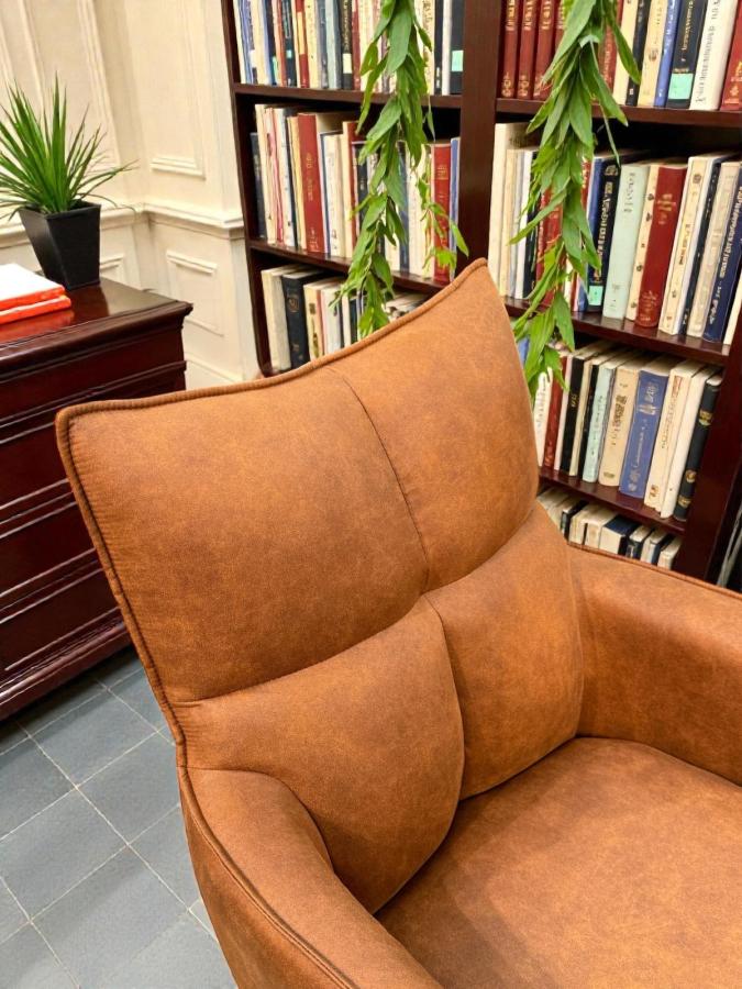 Esszimmerstuhl drehbar cognac