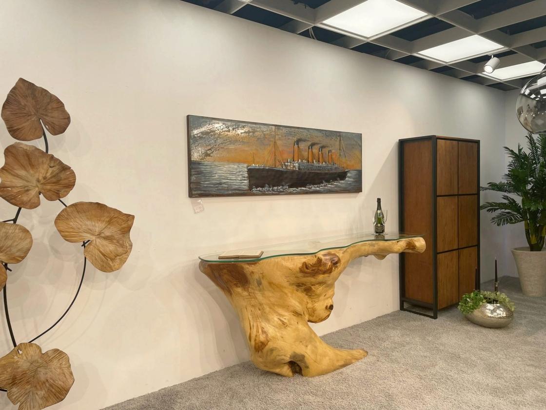 Sideboard aus Holz