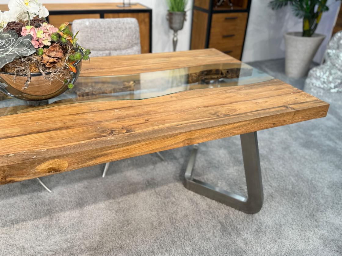 Esszimmertisch aus Holz 220 cm