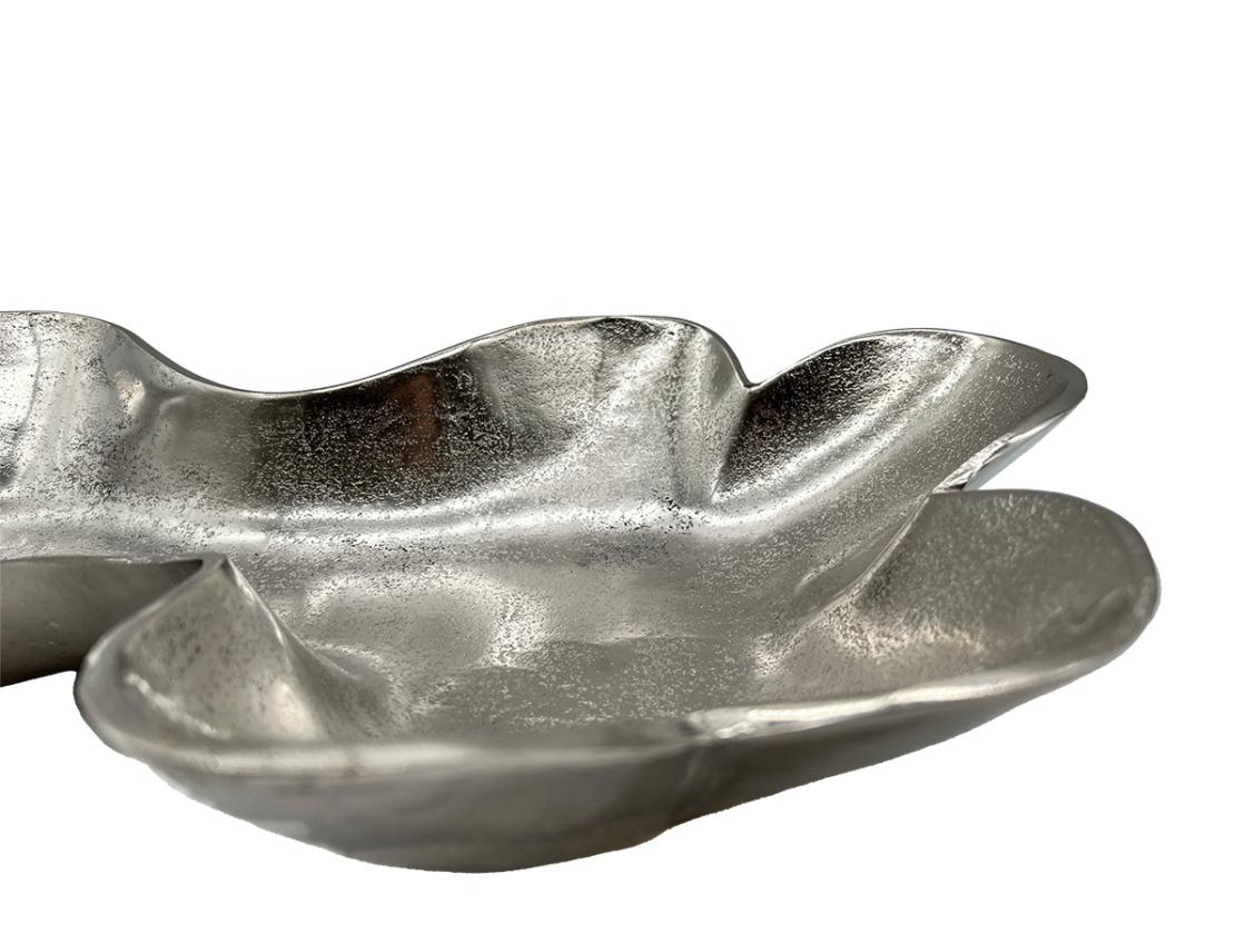 Tischschale Blattform aus Aluminium