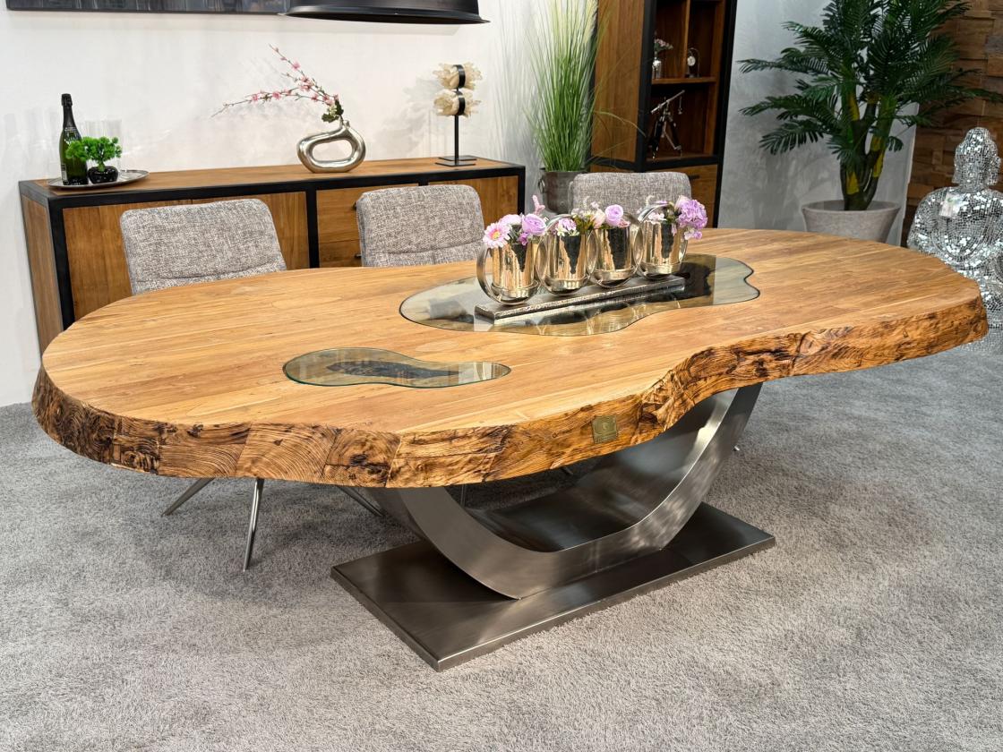 Ungewöhnlicher Esstisch aus Vollholz Fusion Unikat Holz