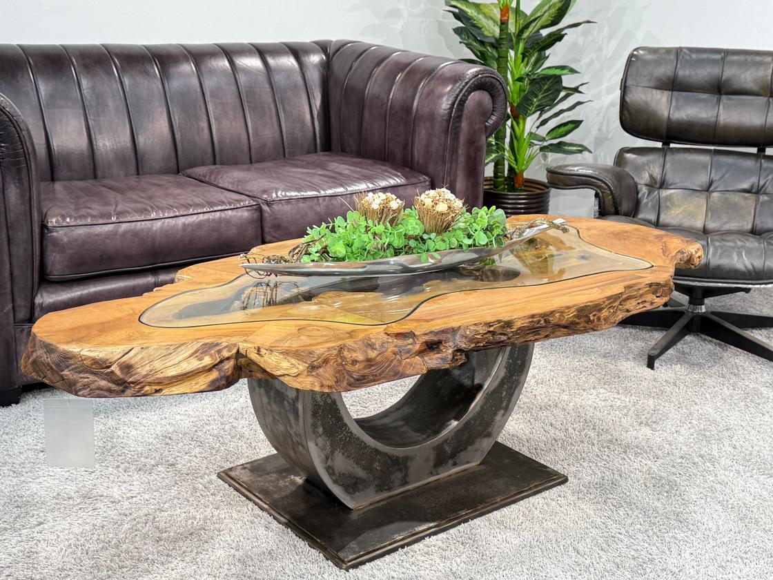 Unikat Couchtisch Baumstamm Baumscheibe Holz massiv handgearbeitet