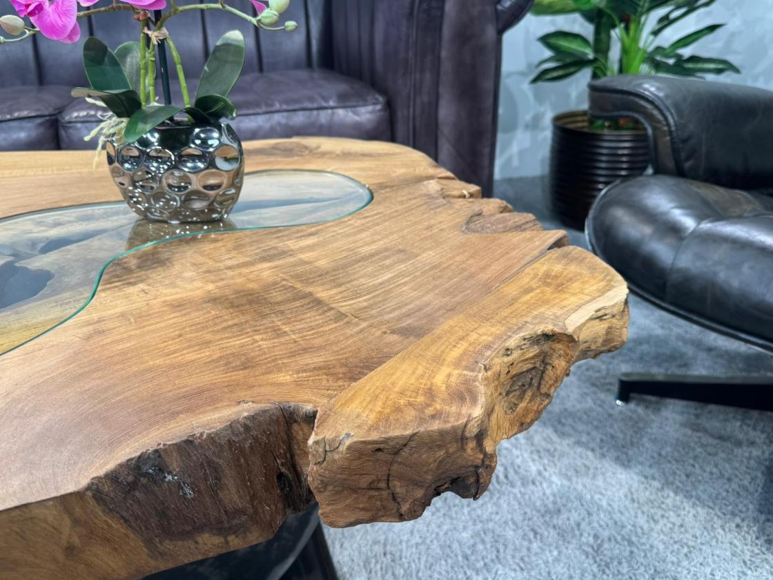 Solid wood coffee table with glass inlay, 106x75x48.5 cm.