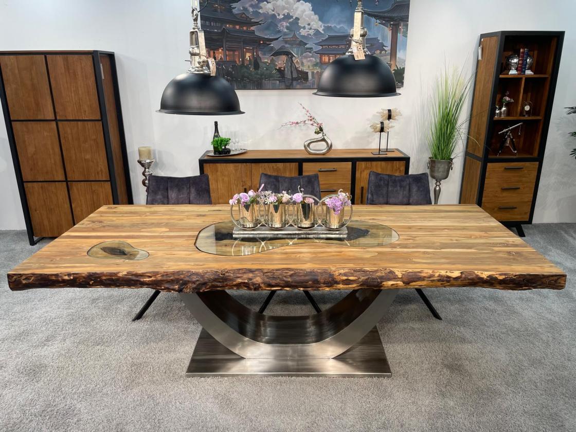 Massiver Teakholztisch mit Halbmond Stahlfuss 250cm