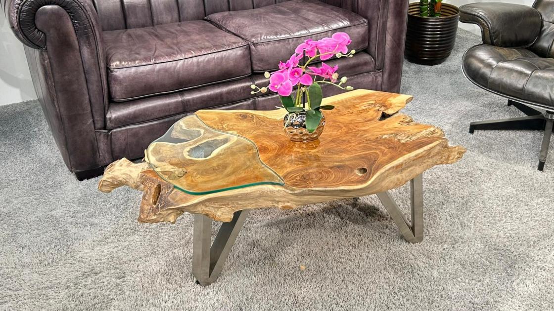 Wohnzimmertisch aus Teakholz, unregelmäßige Form, 116x73x41 cm