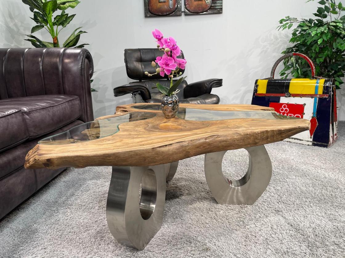 Coffee table with glass inlays and O-shaped steel legs