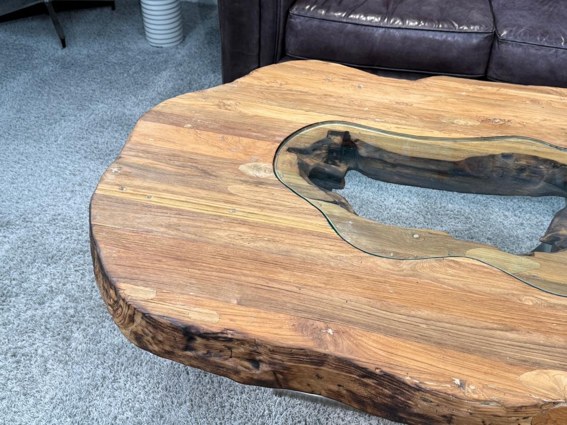 Couchtisch vollholztisch fusion baumkantentisch