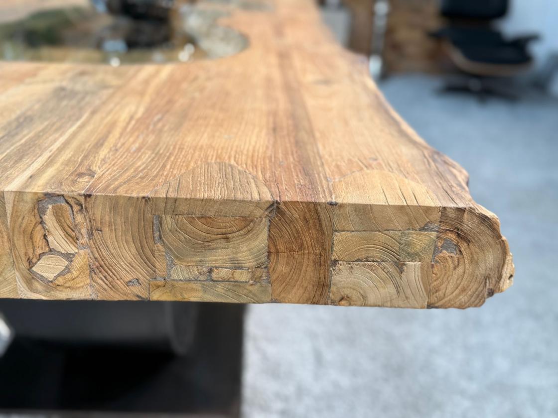 Stilvoller Esstisch aus massivem Teakholz und Glas 220 cm