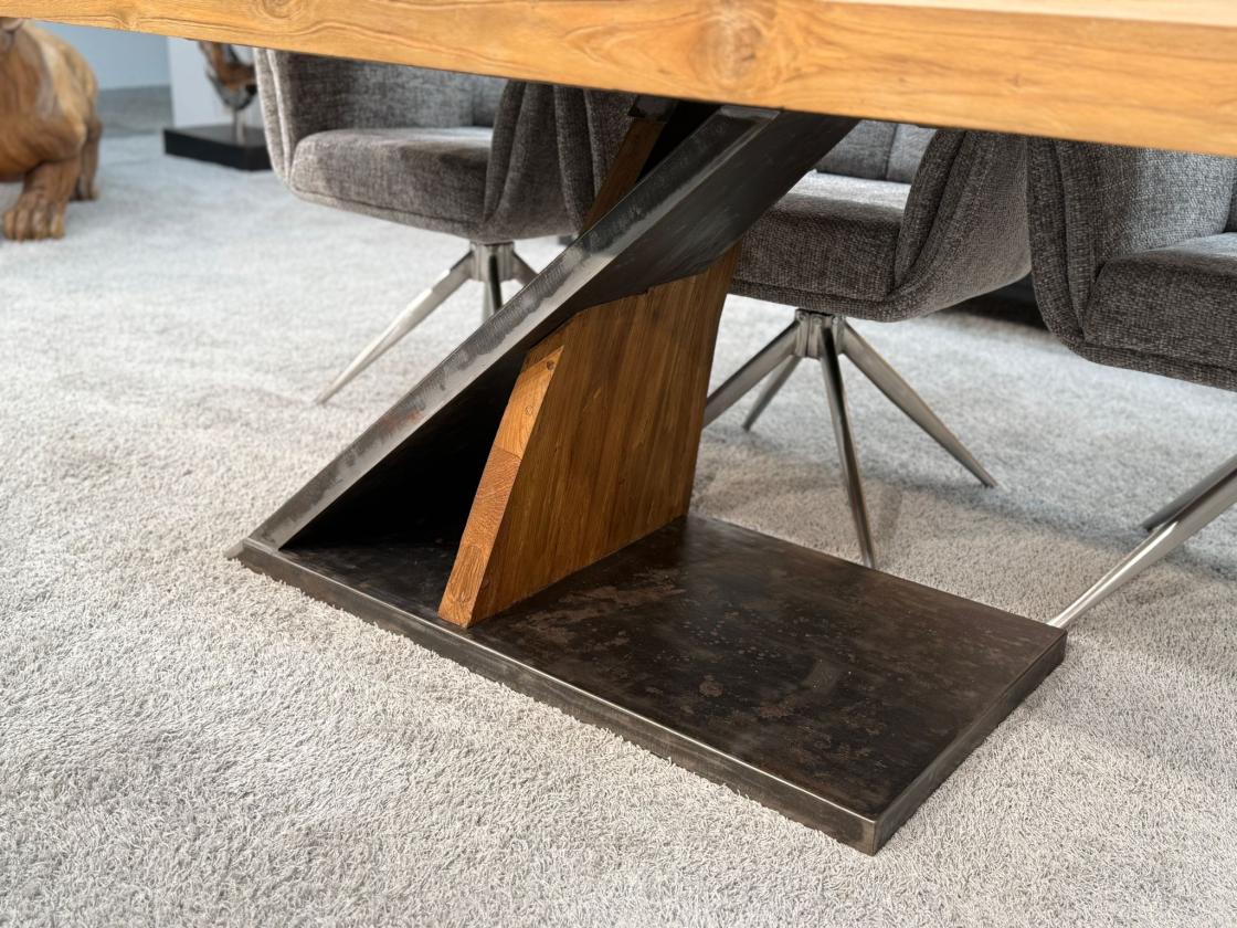 Esstisch Massivholztisch mit Z-Fuß Deep Island