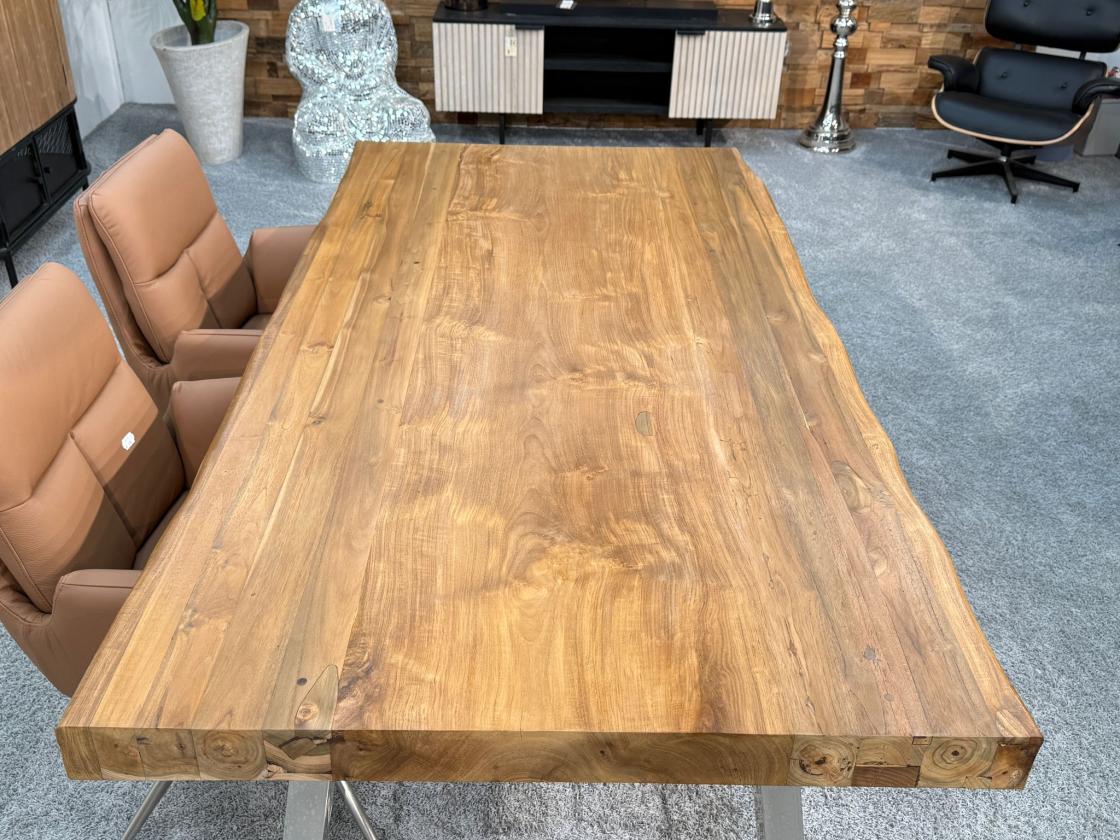 Teakholz-Esstisch mit Edelstahl-Trapezgestell, 200x100x77,5 cm