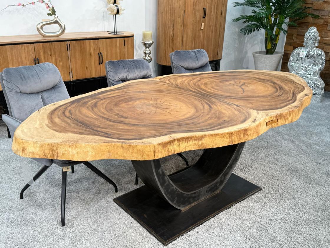 Baumscheiben Esstisch "Lakeside" aus massivem Suarholz