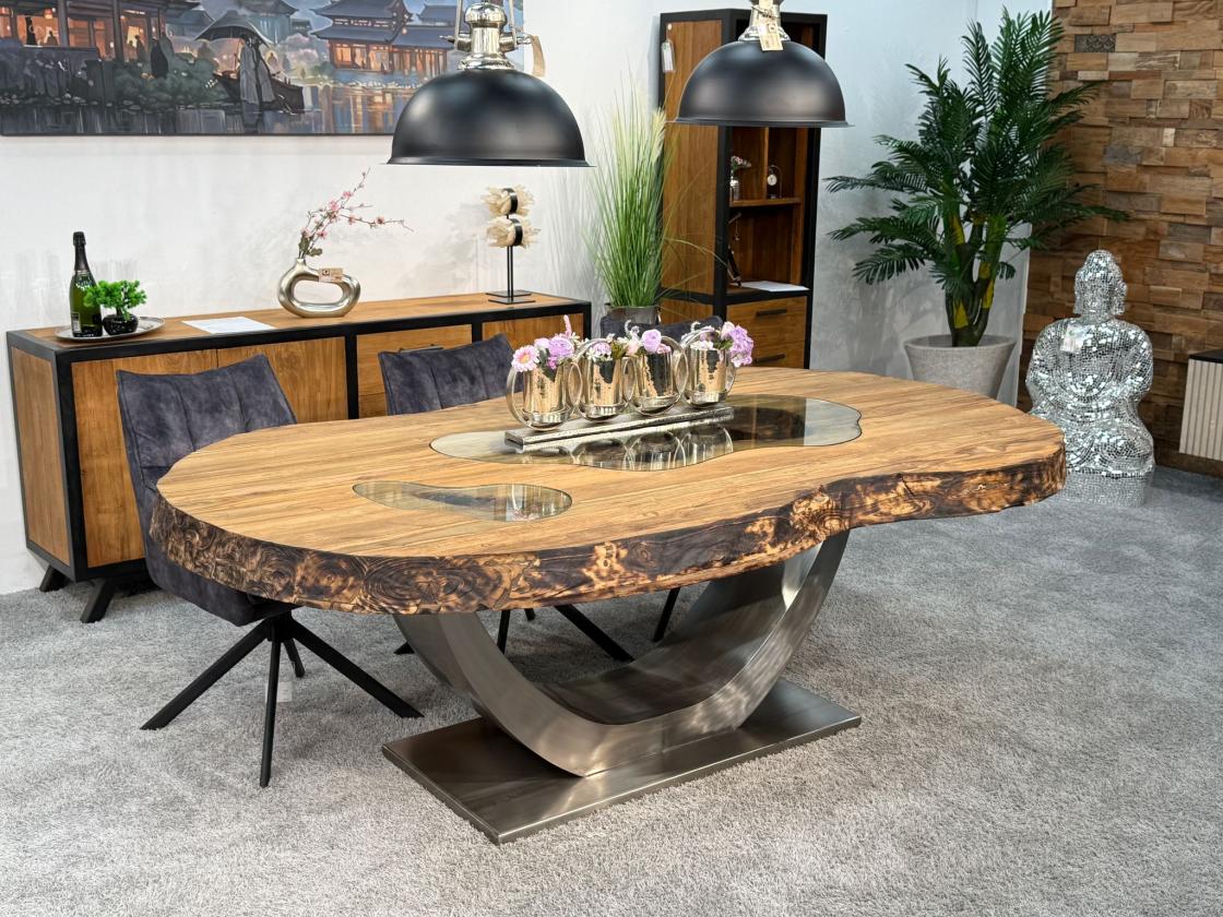 Massiver Holtisch Fusion aus recyceltem Holz