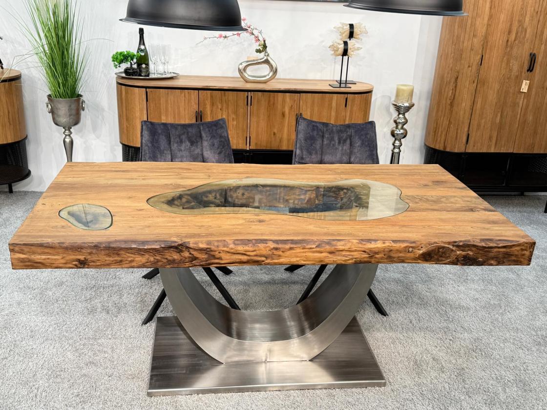 Esstisch für 6 Personen aus Holz mit Edelstahl