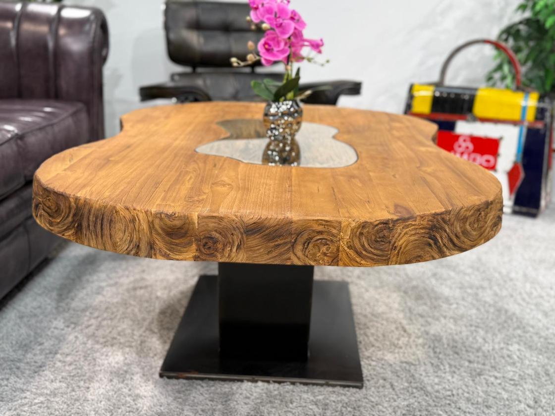 Ovaler Couchtisch Fusion 135 cm aus Holz