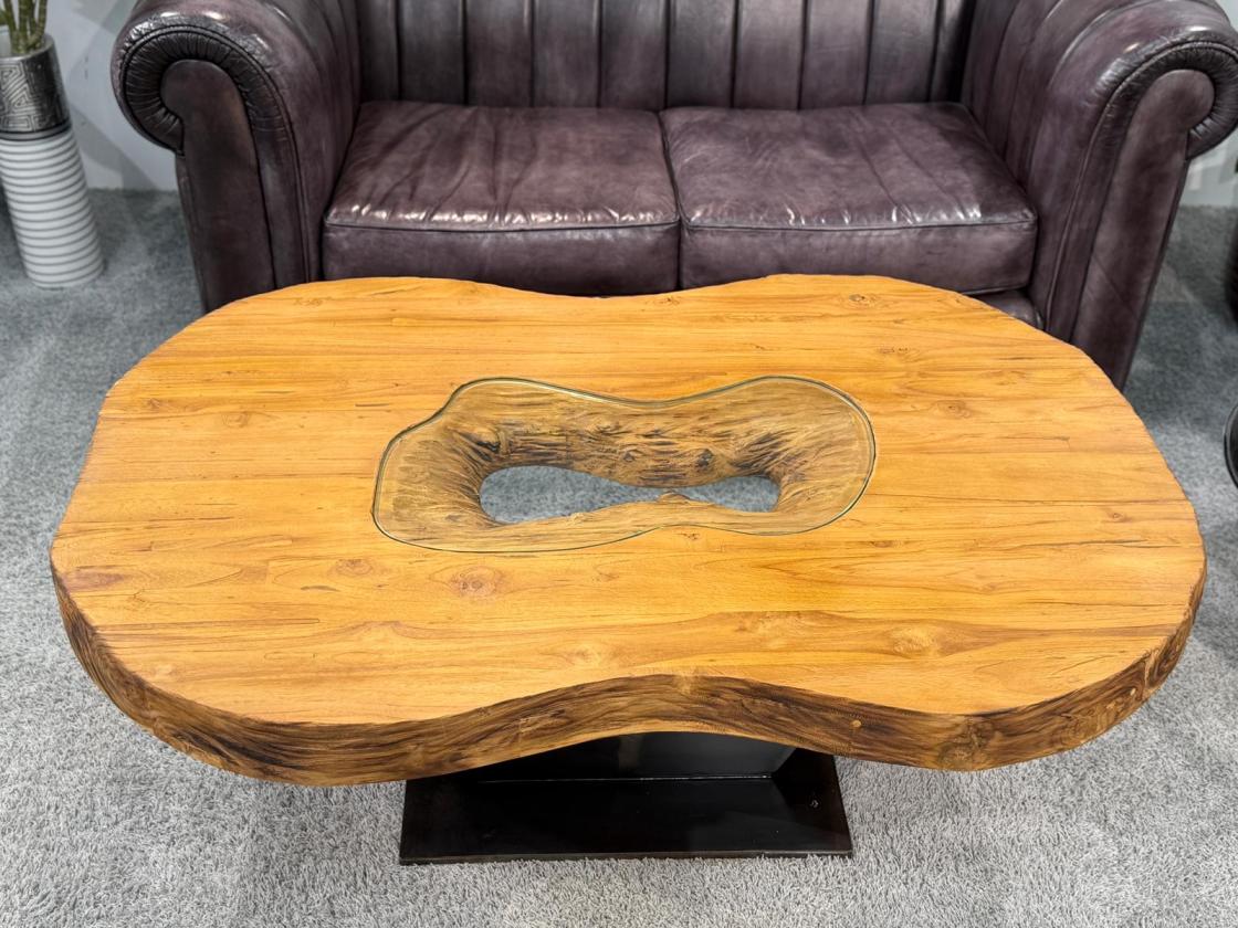 Ovaler Couchtisch Fusion 135 cm aus Holz