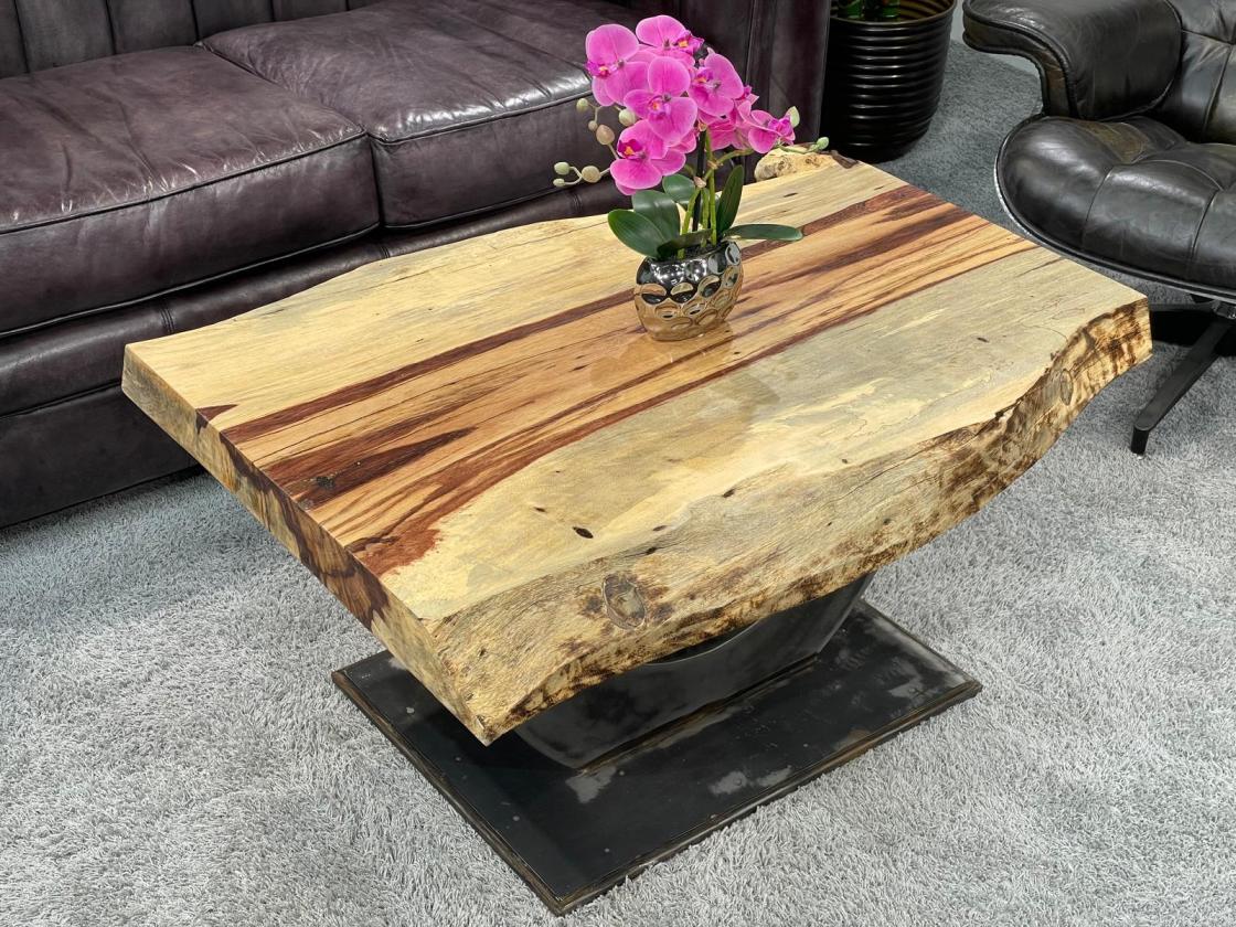 Baumstamm Couchtisch Tamarind 96 cm mit Tischgestell aus Stahl