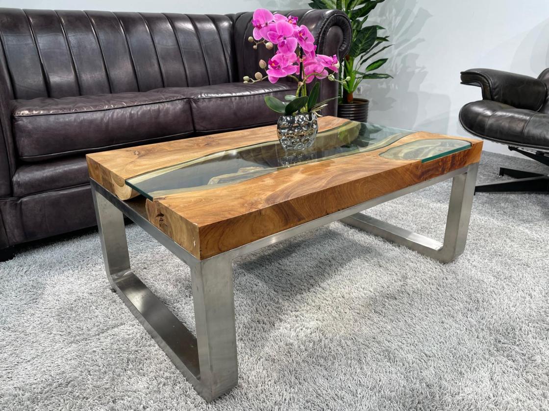 Handgefertigter Wohnzimmertisch aus massivem Teakholz 90cm