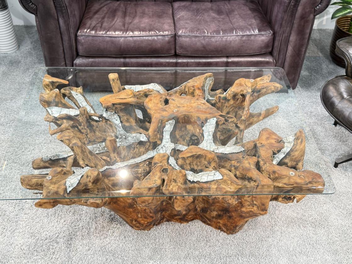 Baumwurzel Couchtisch Root aus Teakholz