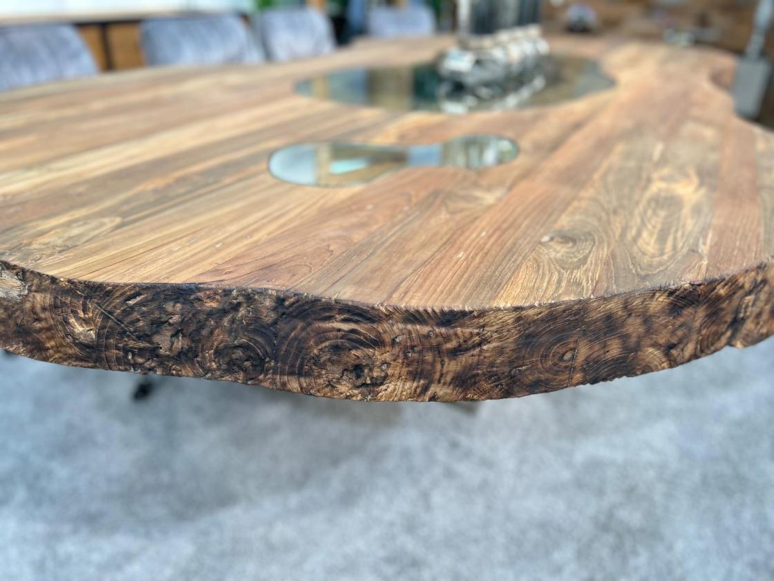 Außergewöhnlicher Esstisch 300 cm Fusion Vollholz massiv