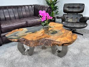 Wohnzimmertisch aus Holz Lakeside Baumscheibentisch