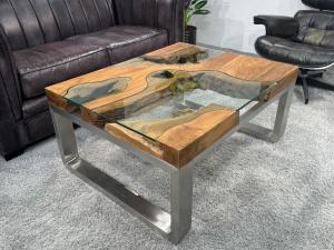Ausgefallener Couchtisch eckig Holz mit Glas und Edelstahl