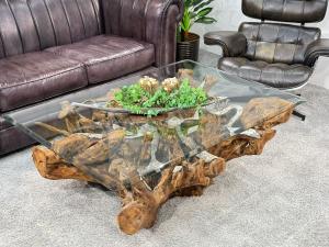 Baumwurzel Couchtisch "Root" aus Teakholz ca. 130 x 90 x 47 cm Applikationen aus Aluminium und Glasplatte