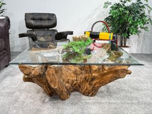 Baumwurzel Couchtisch "Root" aus Teakholz ca. 110 x 110 x 47 cm mit Applikationen aus Aluminium und Glasplatte Baumwurzel Couchtisch Root aus Teakholz