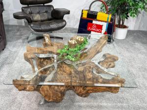 Baumwurzel Couchtisch "Root" aus Teakholz ca. 110 x 110 x 47 cm mit Applikationen aus Aluminium und Glasplatte Baumwurzel Couchtisch Root aus Teakholz