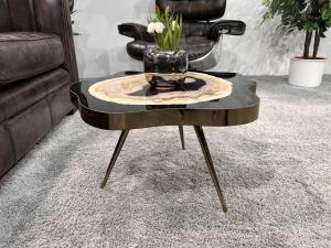 Beistelltisch/Designtisch/Couchtisch 