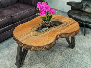 Design-Couchtisch "Atoll", ca. 95 x 71 x 47 cm, aus recyceltem Holz