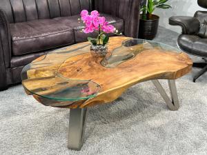Couchtisch "Lakeside" ca. 126 x 80 x 46 cm aus Teakholz mit Glaseinlage und Edelstahlgestell