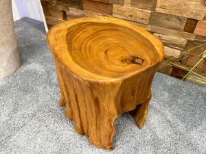 Dekoartikel Hocker aus Massivholz ca. B43 x T36 x H46 cm